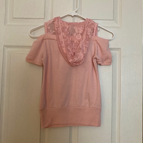 Beautees Pink Lace Neckline Cold Shoulder Hoodie - Picture 2 of 6